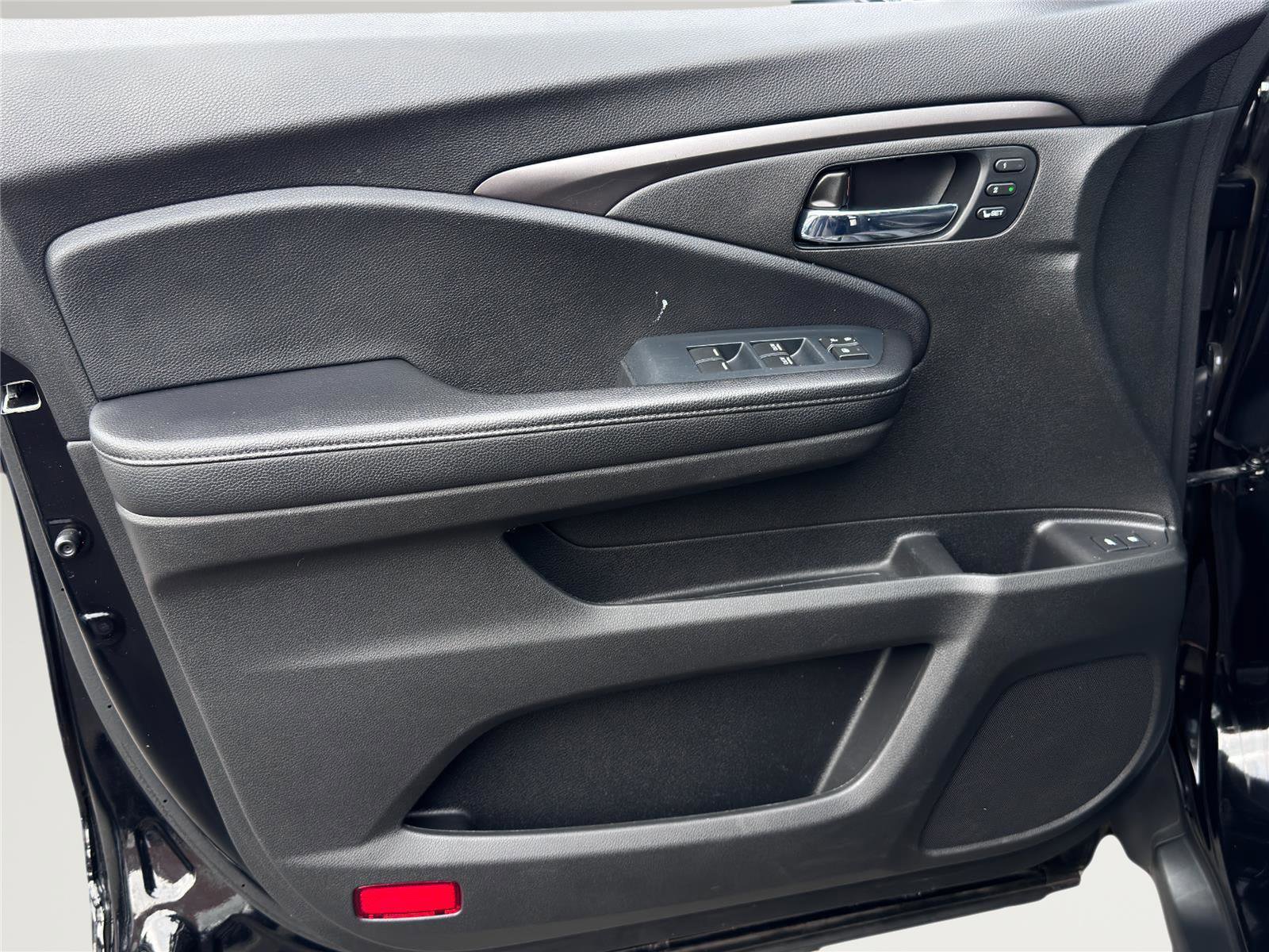 Used 2022 Honda Pilot Special Edition image 25