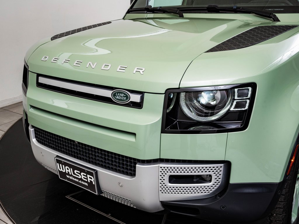 Used 2023 Land Rover Defender 110 75th Limited Edition image 16
