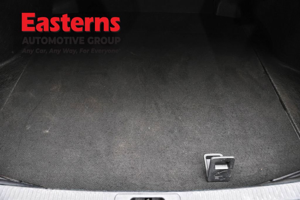 Used 2023 Toyota Camry XSE image 9