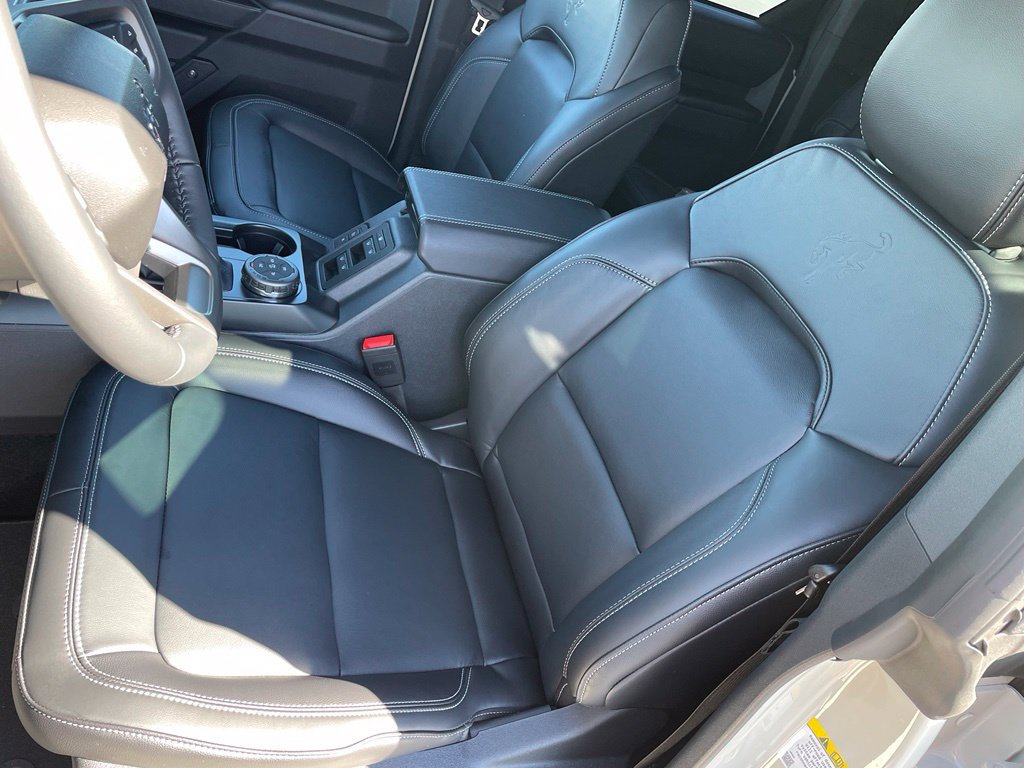 New 2026 Ford Bronco Outer Banks w/ Sasquatch Package AWD/4WD image 10