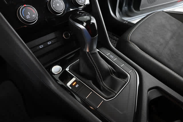 Certified 2023 Volkswagen Taos SE FWD image 25