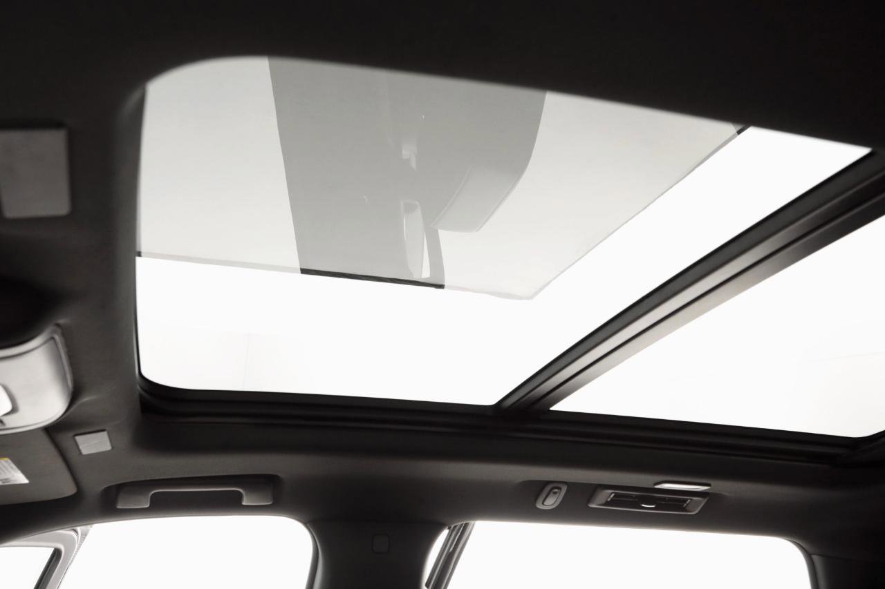 Used 2026 Chevrolet Tahoe Z71 w/ Comfort Package image 17