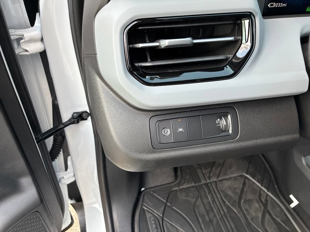 New 2027 Chevrolet Bolt LT FWD image 20
