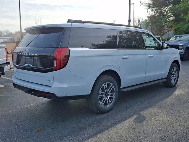 New 2025 Ford Expedition Max Active AWD/4WD image 3