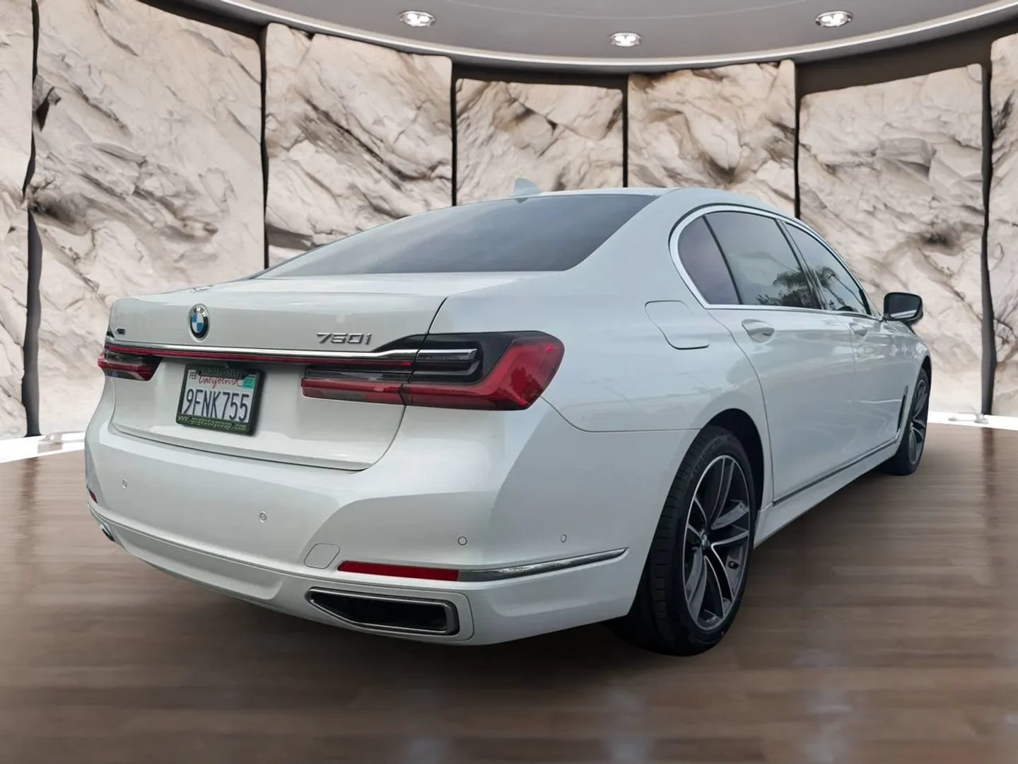 Used 2020 BMW 750i xDrive w/ Autobahn Package AWD/4WD image 6