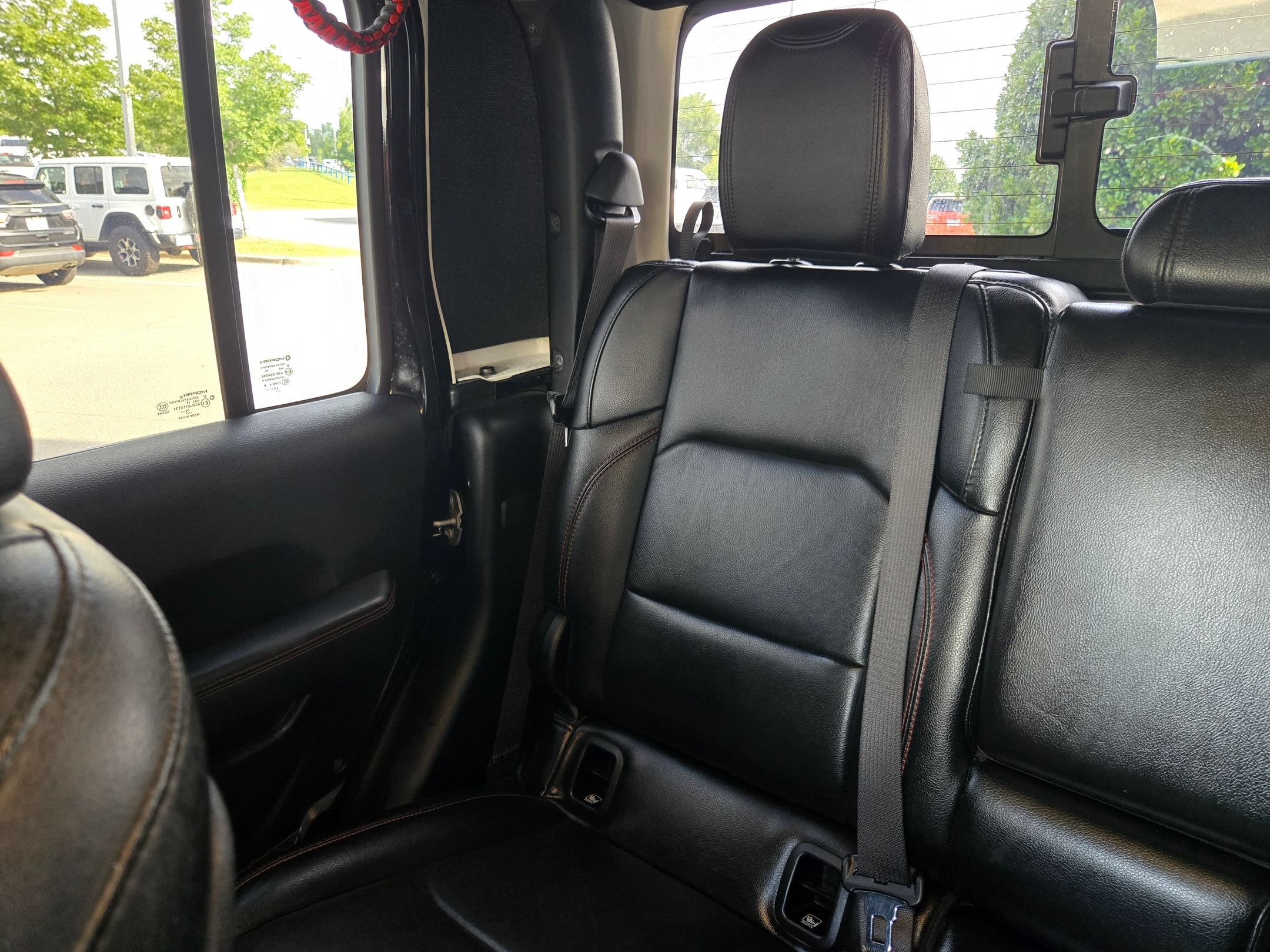 Used 2020 Jeep Gladiator Rubicon AWD/4WD image 12