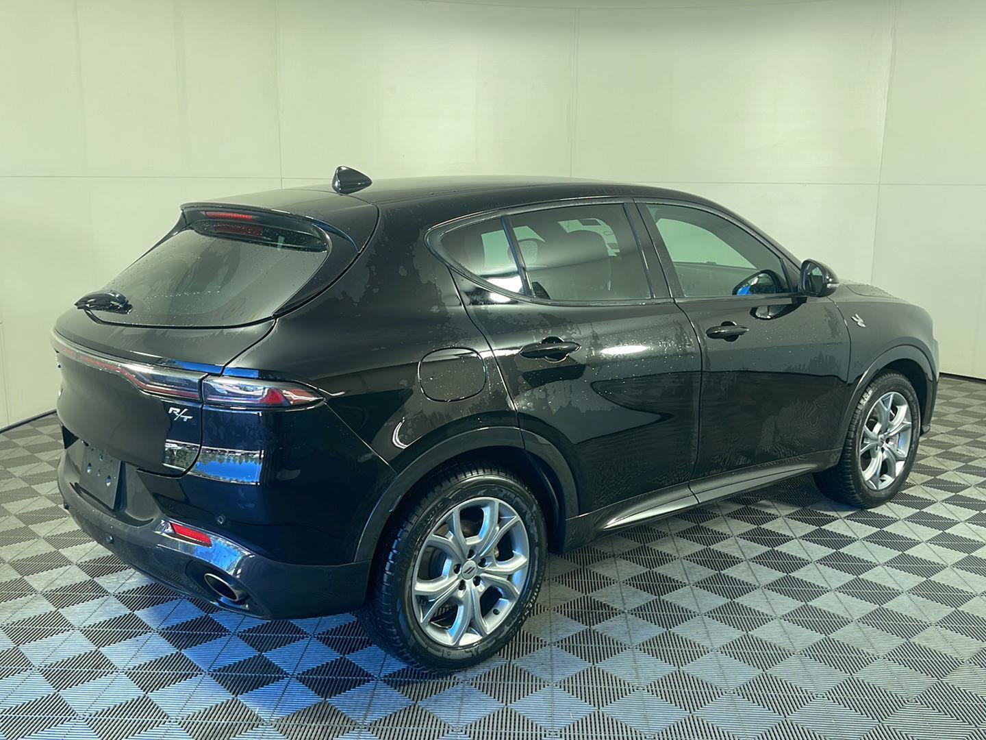 Used 2024 Dodge Hornet R/T image 6