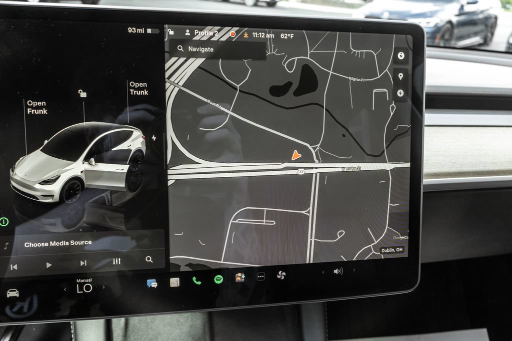 Used 2022 Tesla Model Y Long Range AWD/4WD image 16