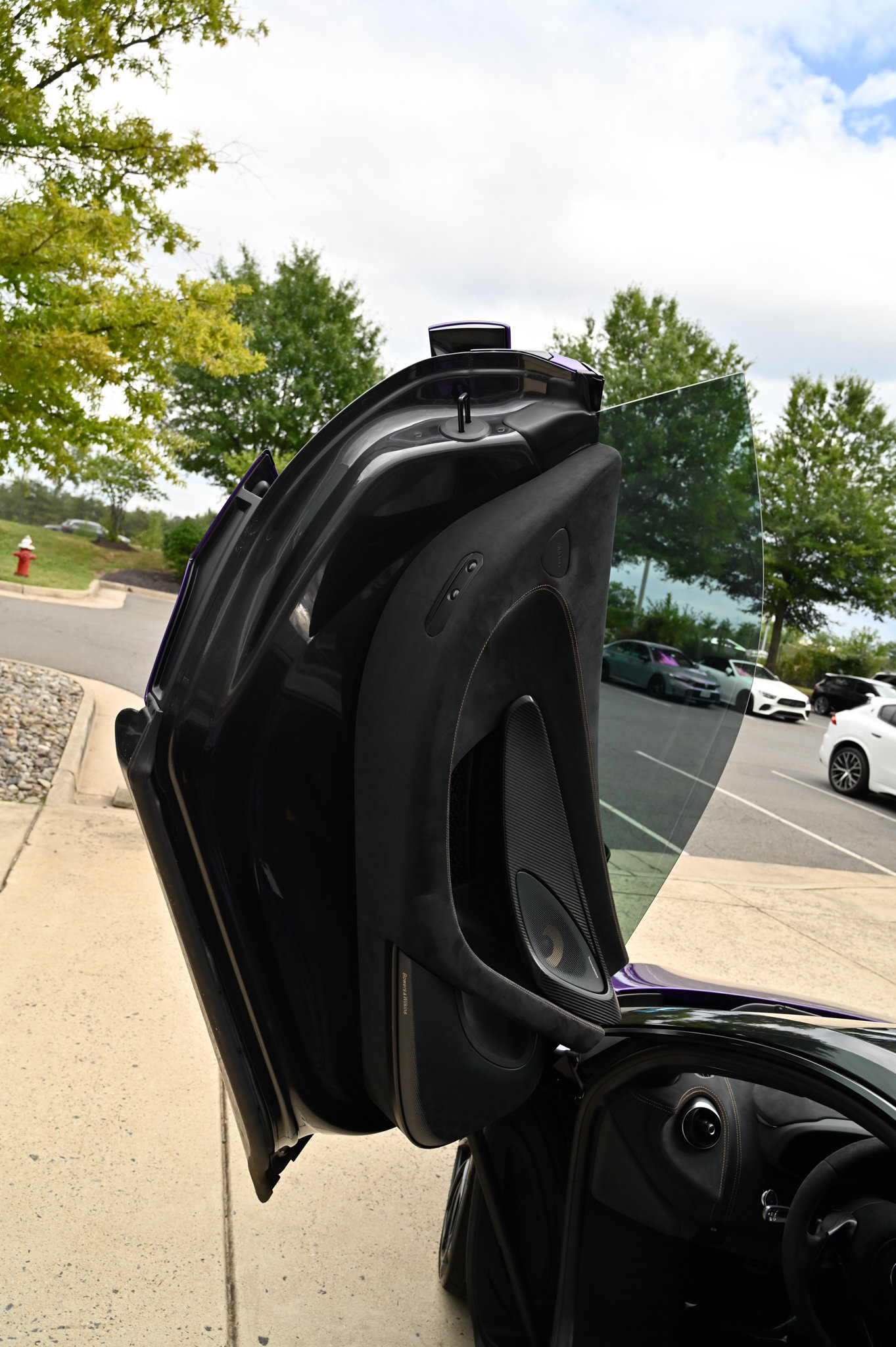 Used 2019 McLaren 600LT RWD image 14