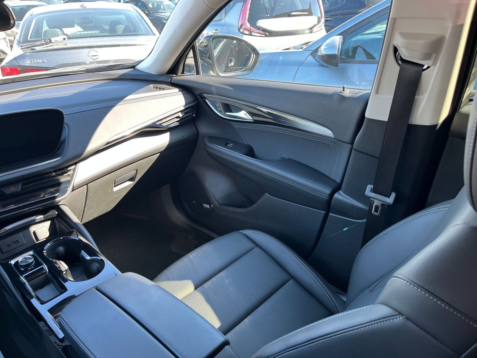 Used 2024 Buick Envision Preferred image 36