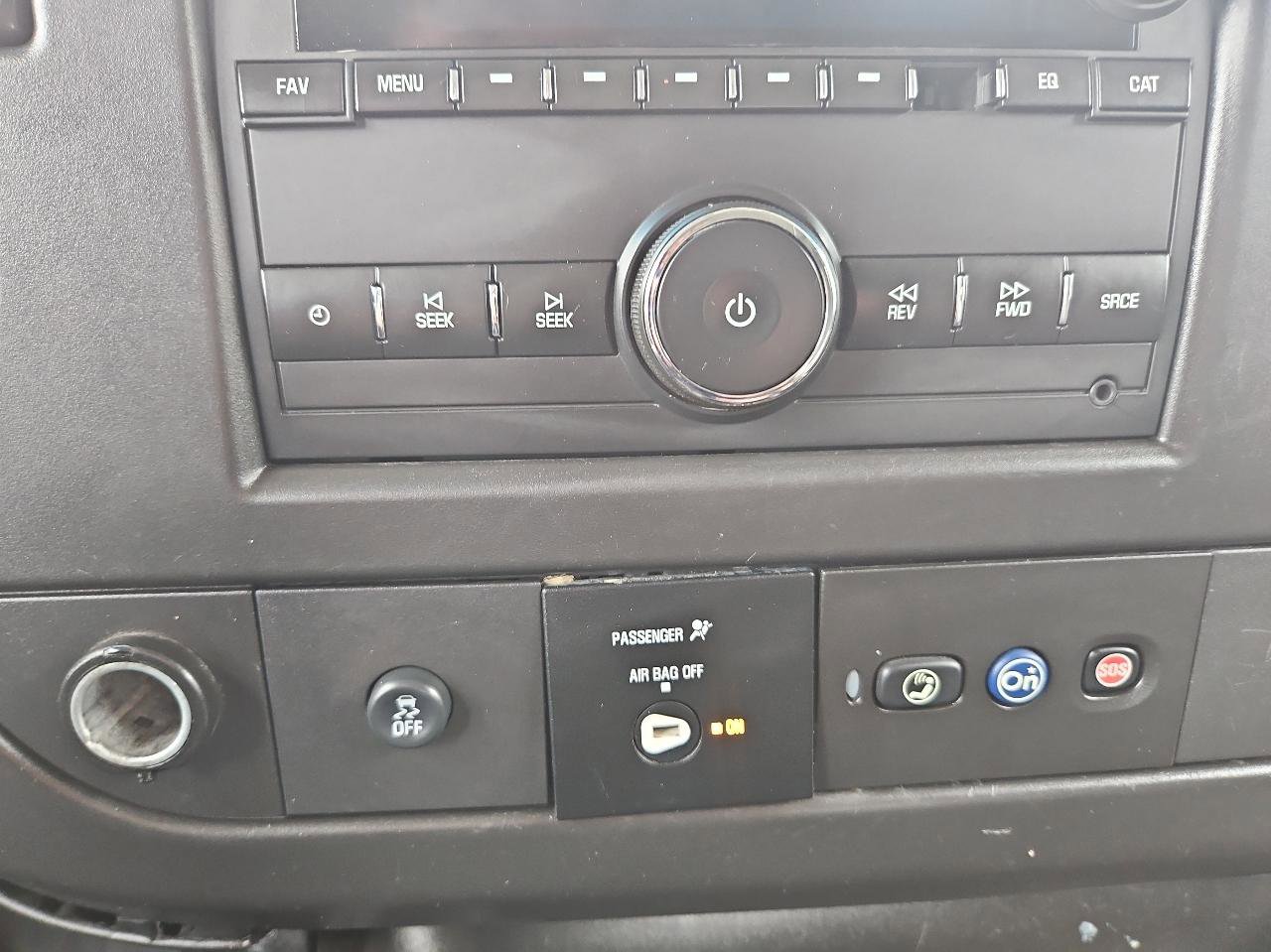 Used 2019 GMC Savana 2500 w/ Driver Convenience Package RWD image 17