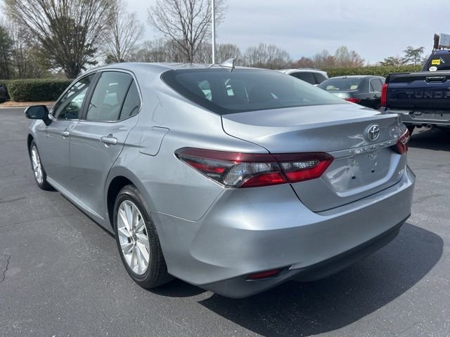 Used 2024 Toyota Camry LE image 7