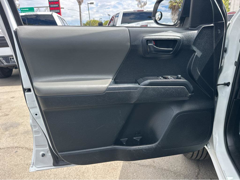 Used 2023 Toyota Tacoma SR RWD image 15