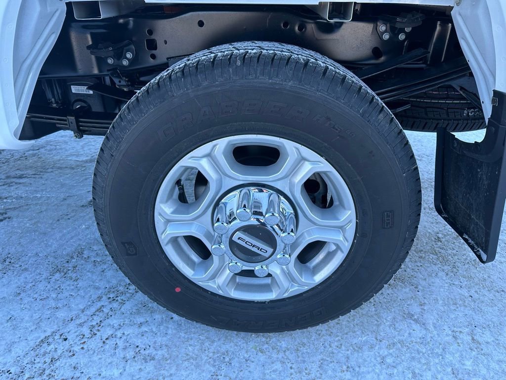 New 2026 Ford F350 XLT w/ Snow Plow Prep Package AWD/4WD image 7