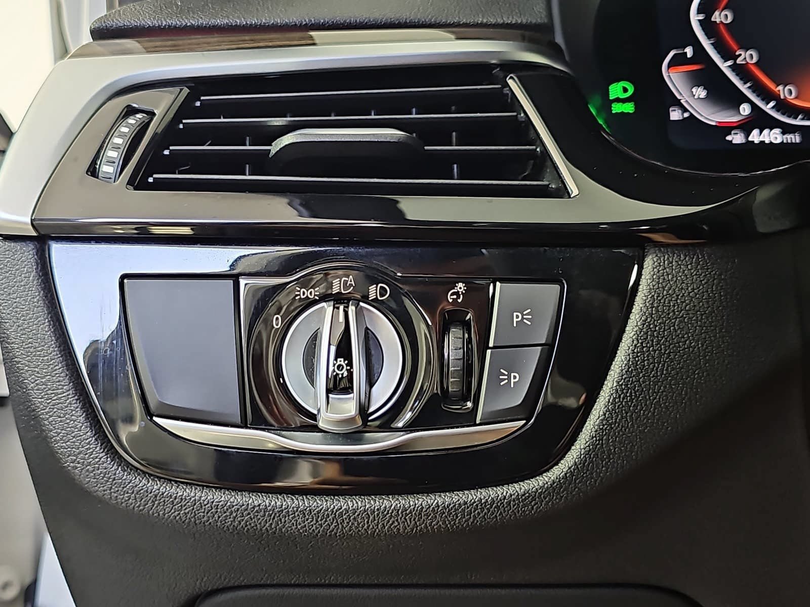 Used 2021 BMW 530i w/ Premium Package RWD image 26