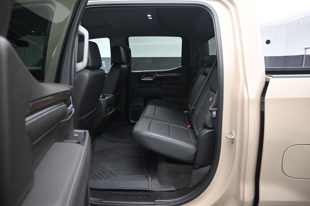 Used 2022 Chevrolet Silverado 1500 LT Trail Boss w/ Convenience Package II AWD/4WD image 21