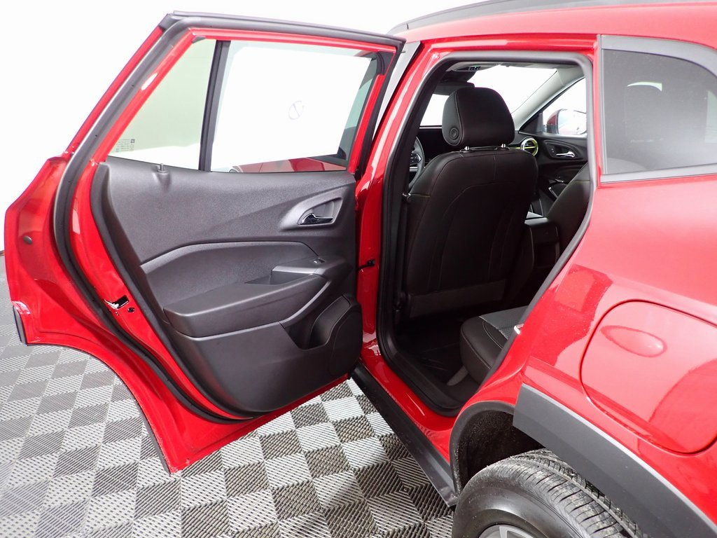 New 2026 Chevrolet Trax LT w/ LT Convenience Package image 24