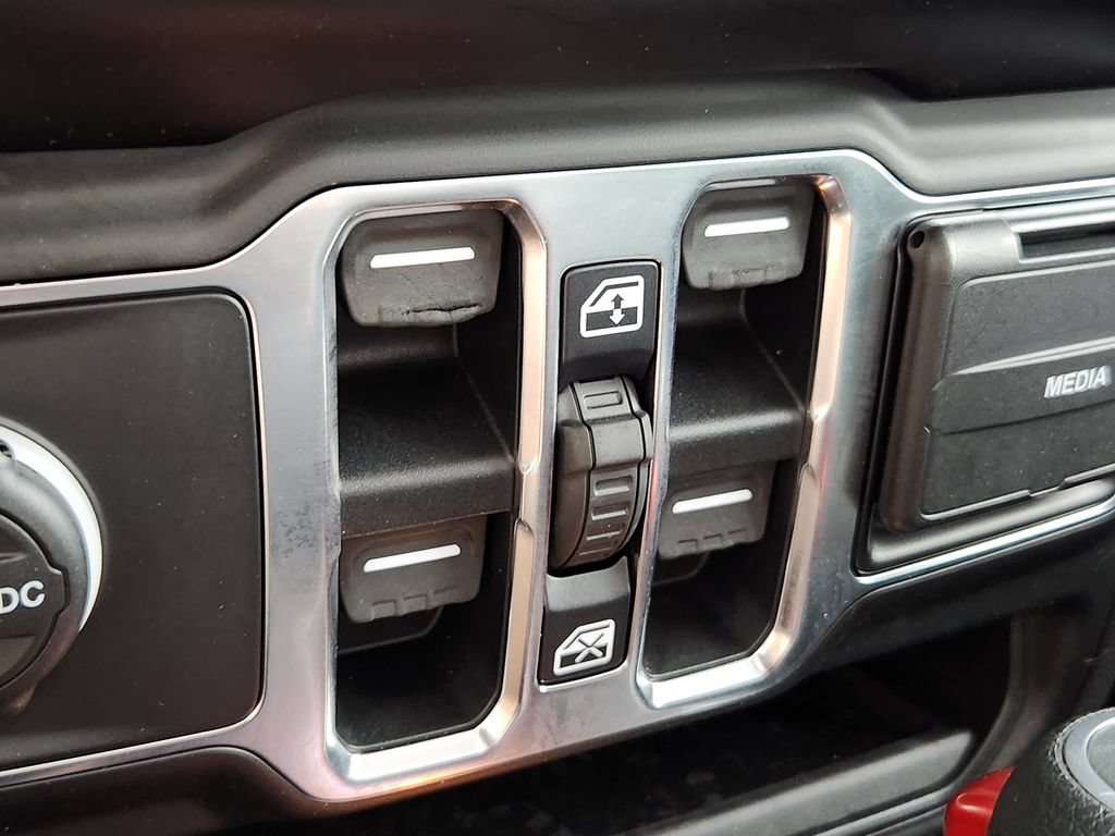 Used 2020 Jeep Gladiator Sport w/ Quick Order Package 24S AWD/4WD image 24