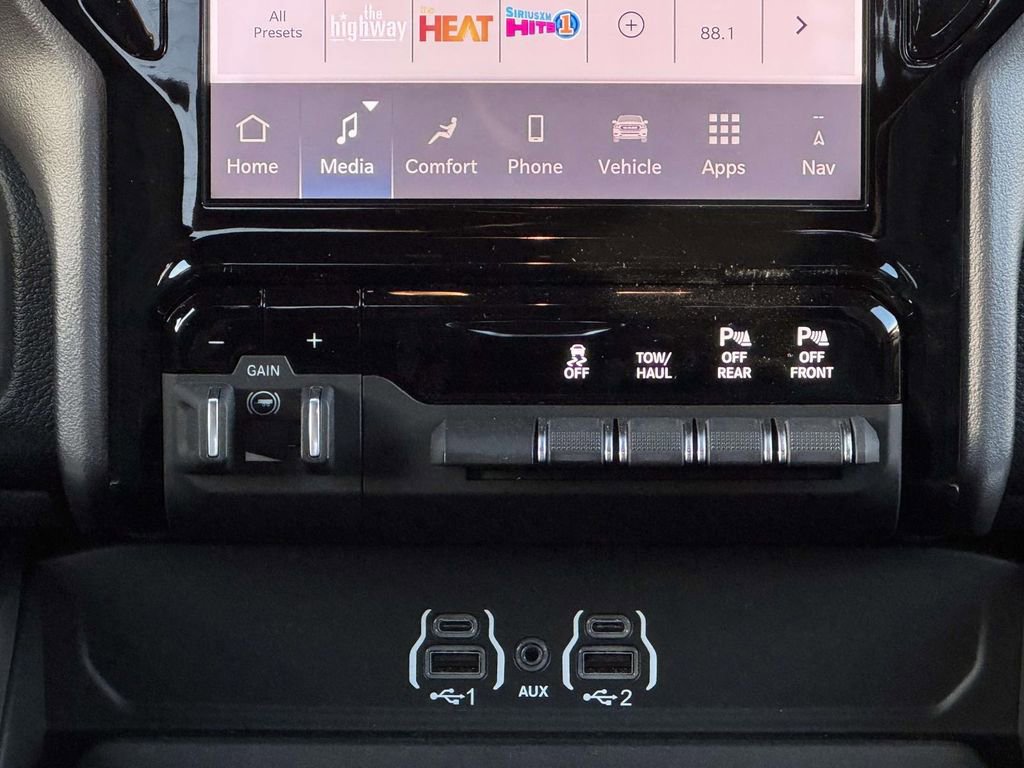 New 2026 RAM 2500 Big Horn AWD/4WD image 18