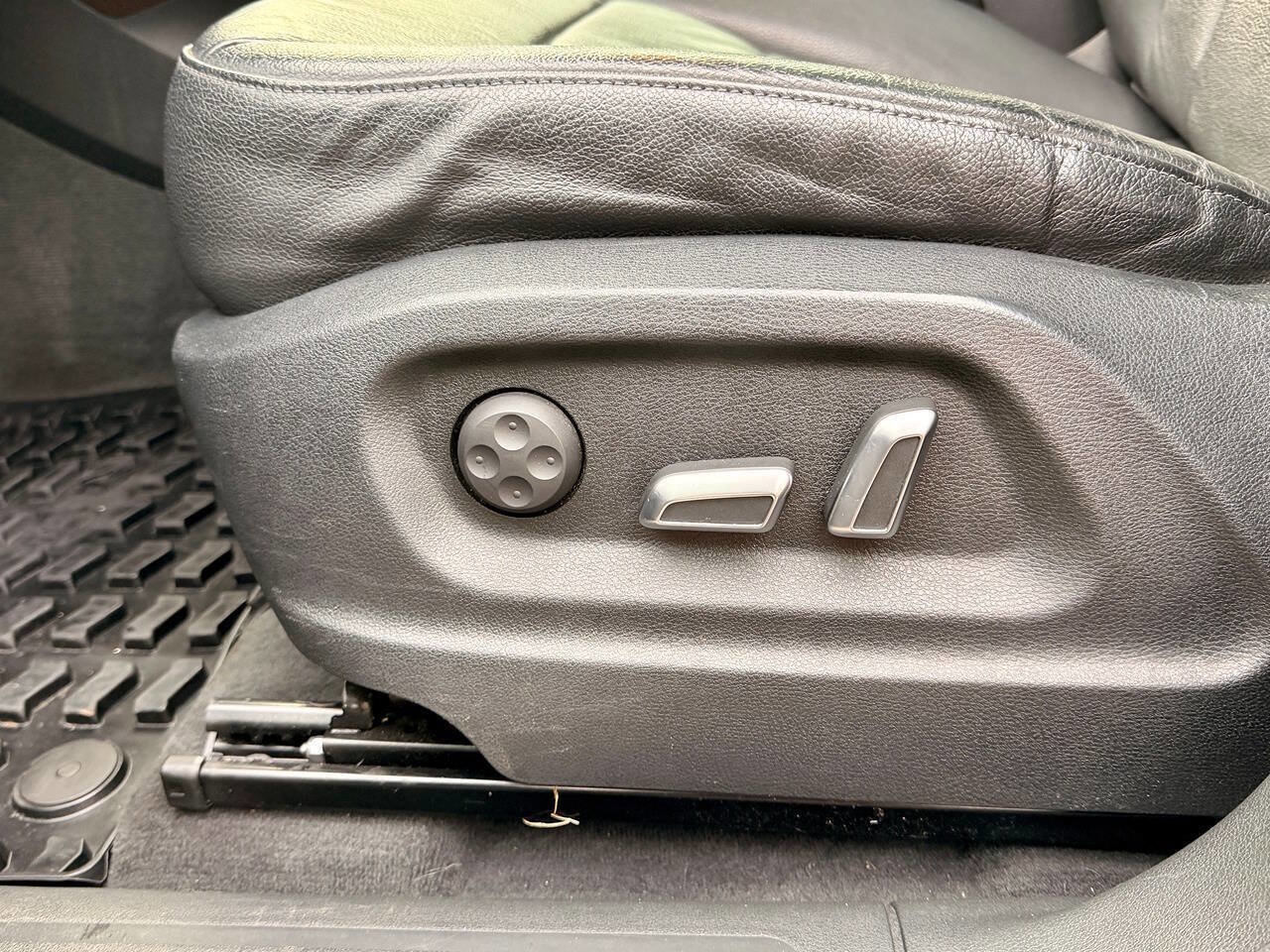 Used 2014 Audi Q5 3.0T Premium Plus AWD/4WD image 29