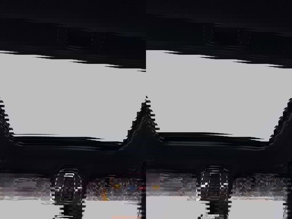 New 2026 Jeep Grand Cherokee Altitude AWD/4WD image 9