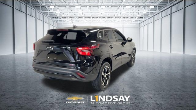 Used 2024 Chevrolet Trax RS FWD image 9