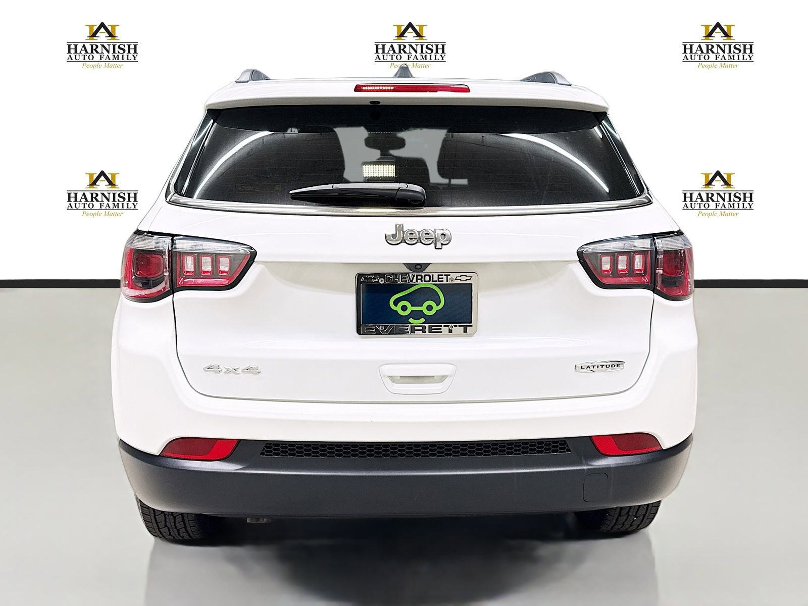 Used 2024 Jeep Compass Latitude AWD/4WD image 6