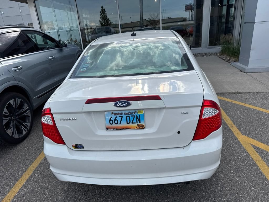 Used 2012 Ford Fusion SE FWD image 4