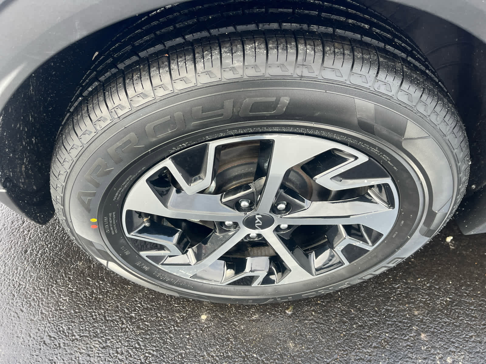 Used 2024 Kia Sportage EX image 18