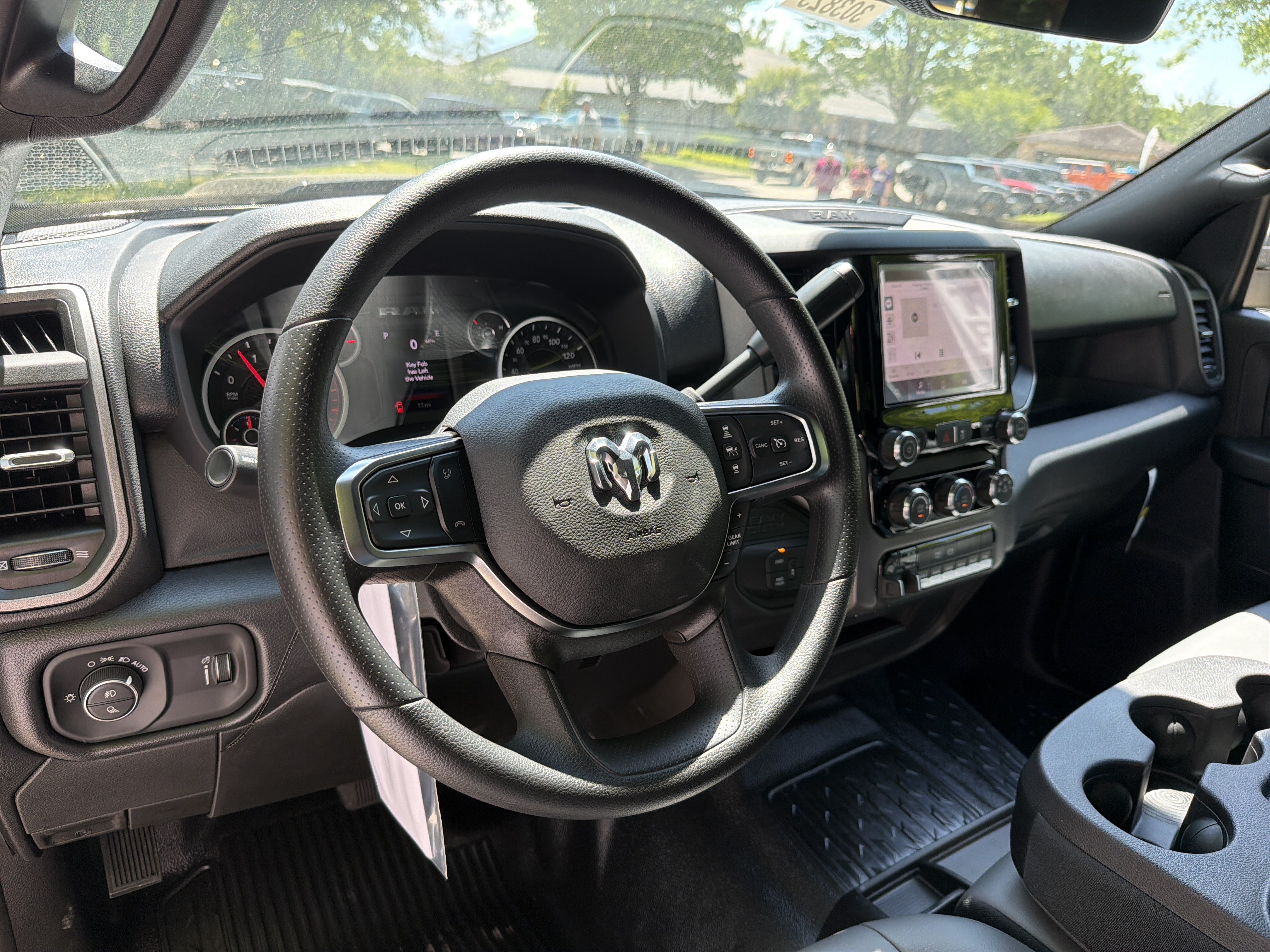 New 2026 RAM 3500 Tradesman AWD/4WD image 25