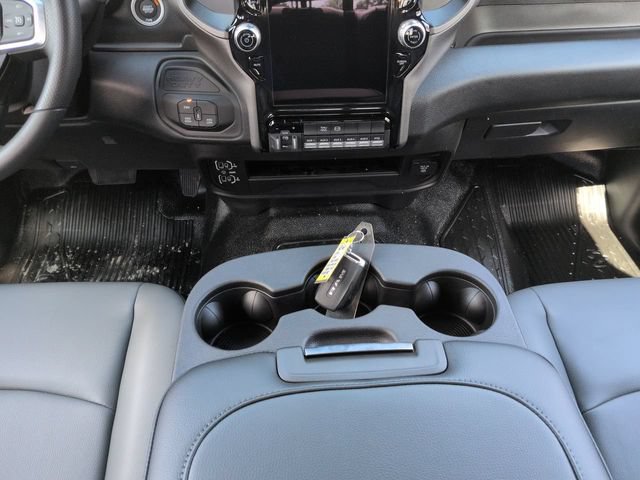 New 2026 RAM 3500 Tradesman AWD/4WD image 18