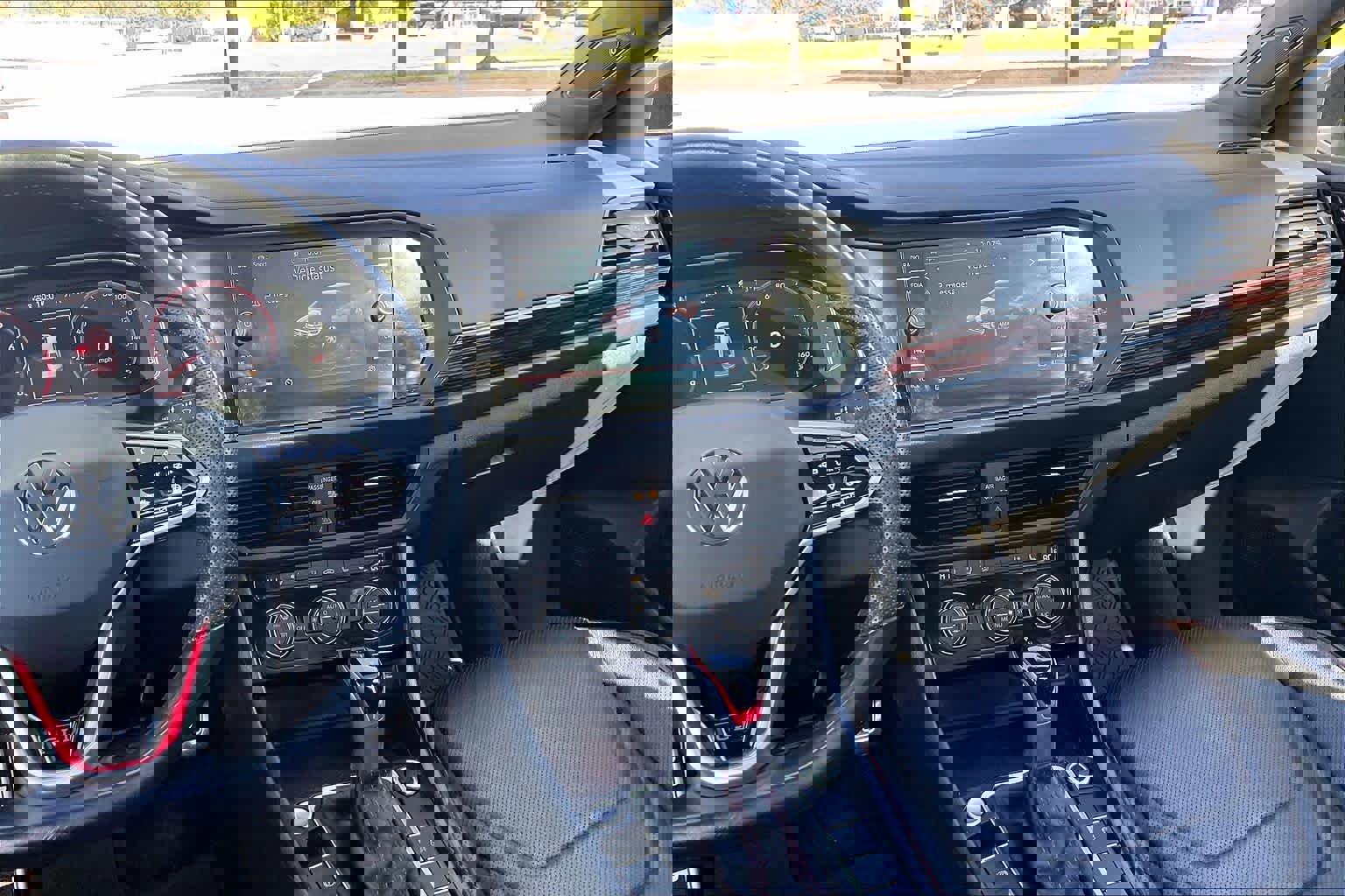 Used 2024 Volkswagen Jetta GLI Autobahn w/ GLI Black Package image 7