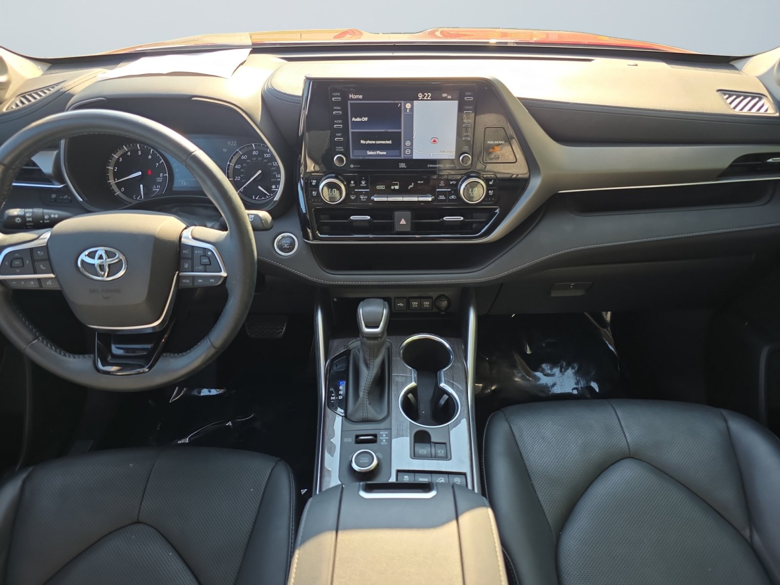 Used 2020 Toyota Highlander Limited w/ Protection Package #3 AWD/4WD image 11