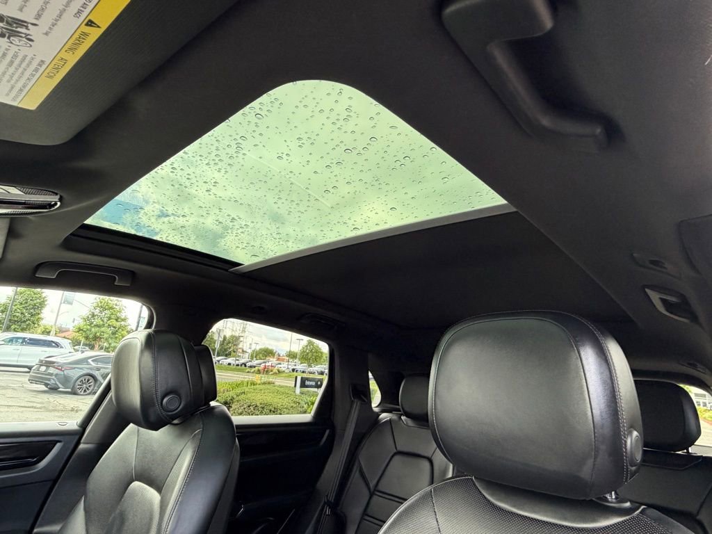 Used 2021 Porsche Cayenne image 23