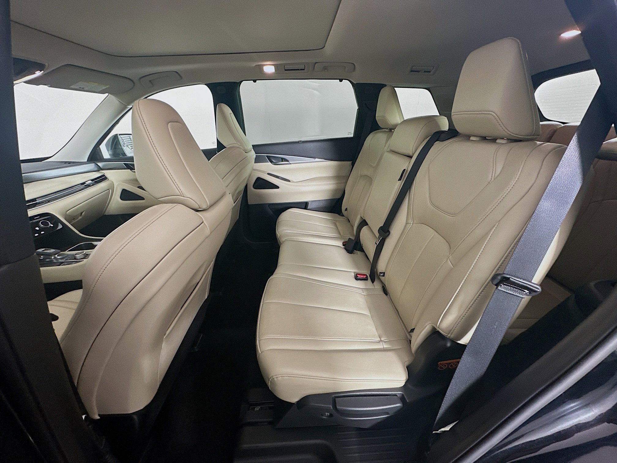 Used 2023 INFINITI QX60 Luxe w/ Cargo Package AWD/4WD image 30