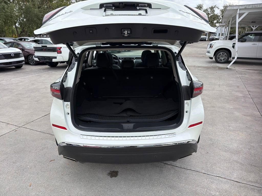 Used 2022 Nissan Murano Platinum w/ Cargo Package image 35