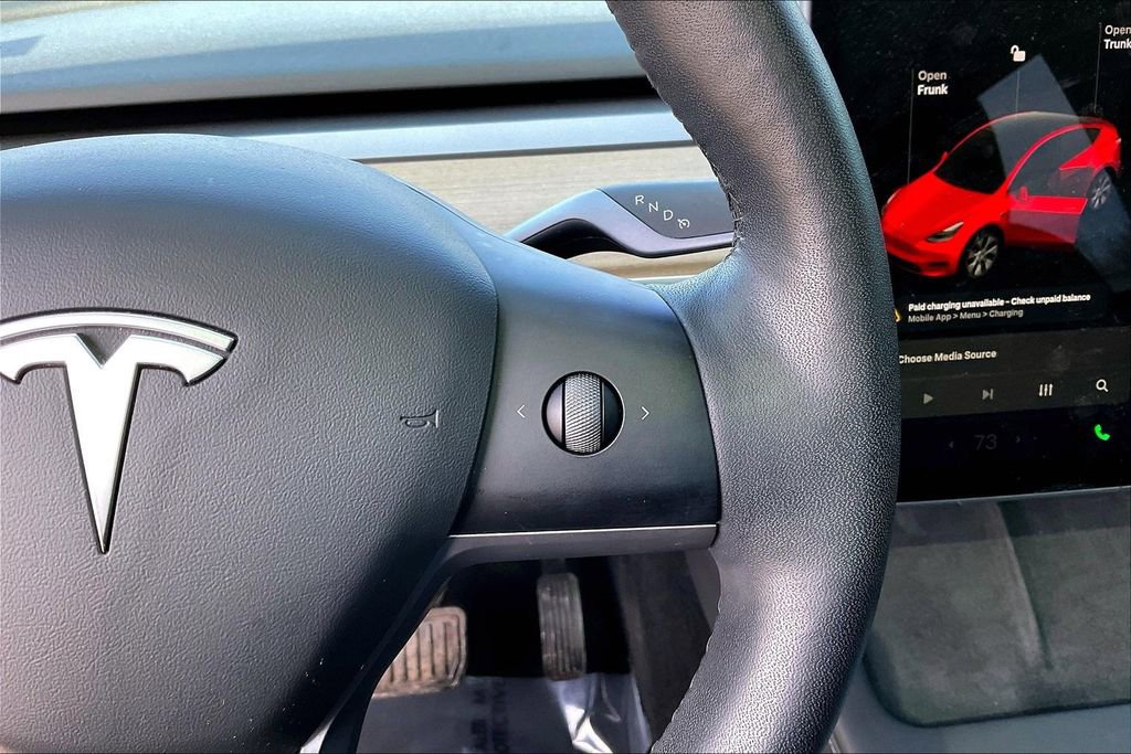 Used 2021 Tesla Model Y Long Range image 12