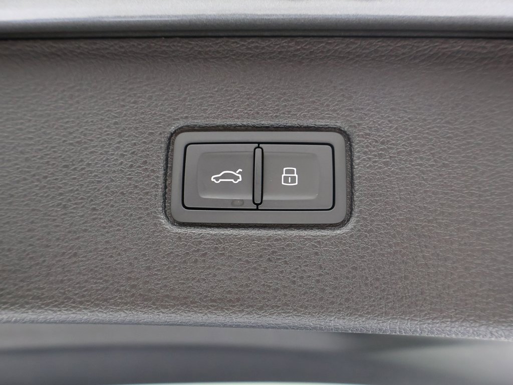 New 2026 Audi Q7 3.0T Premium Plus image 17