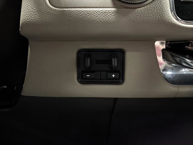 Used 2024 Lincoln Navigator L Reserve AWD/4WD image 27