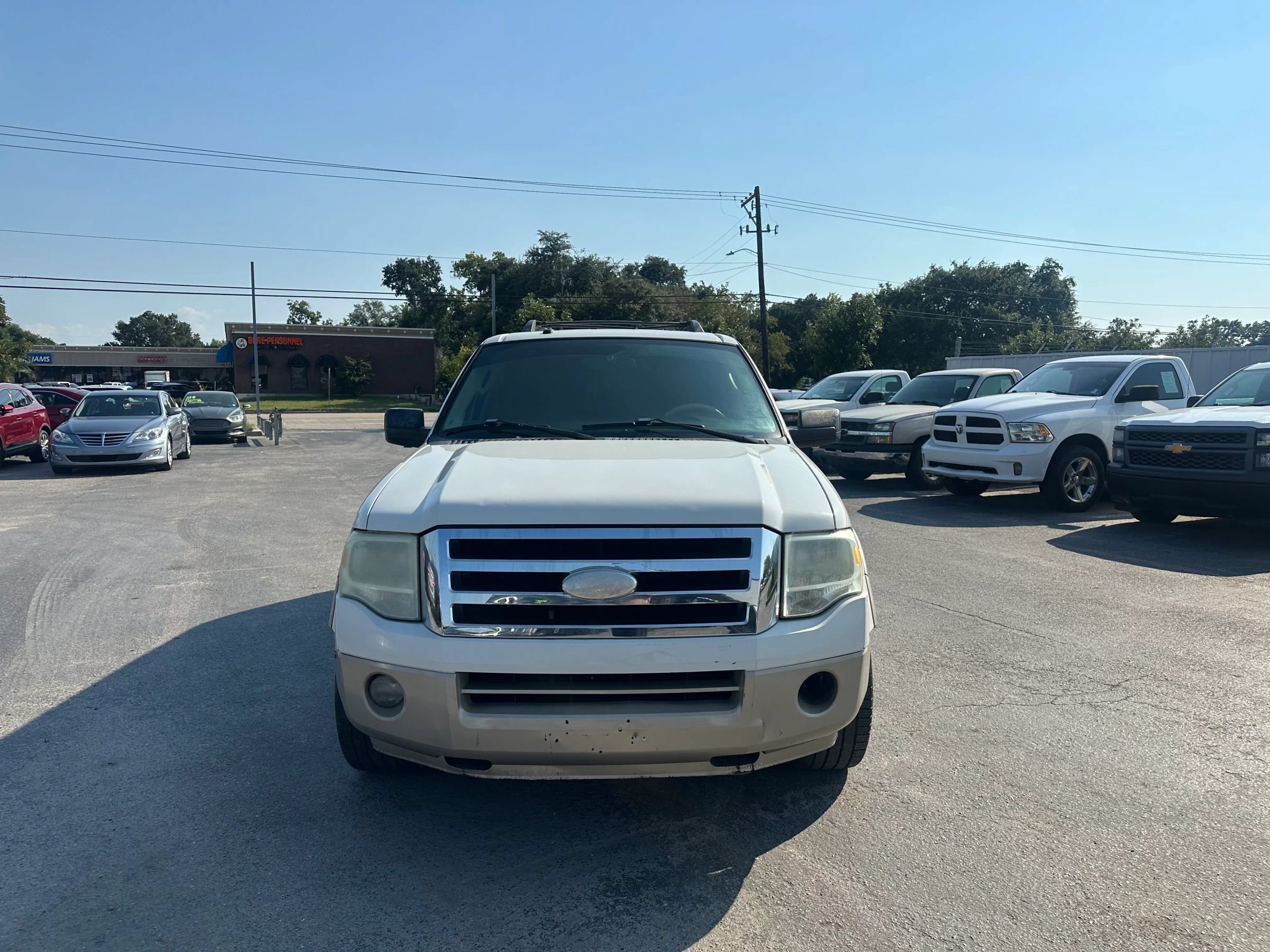 Used 2008 Ford Expedition Eddie Bauer RWD image 2