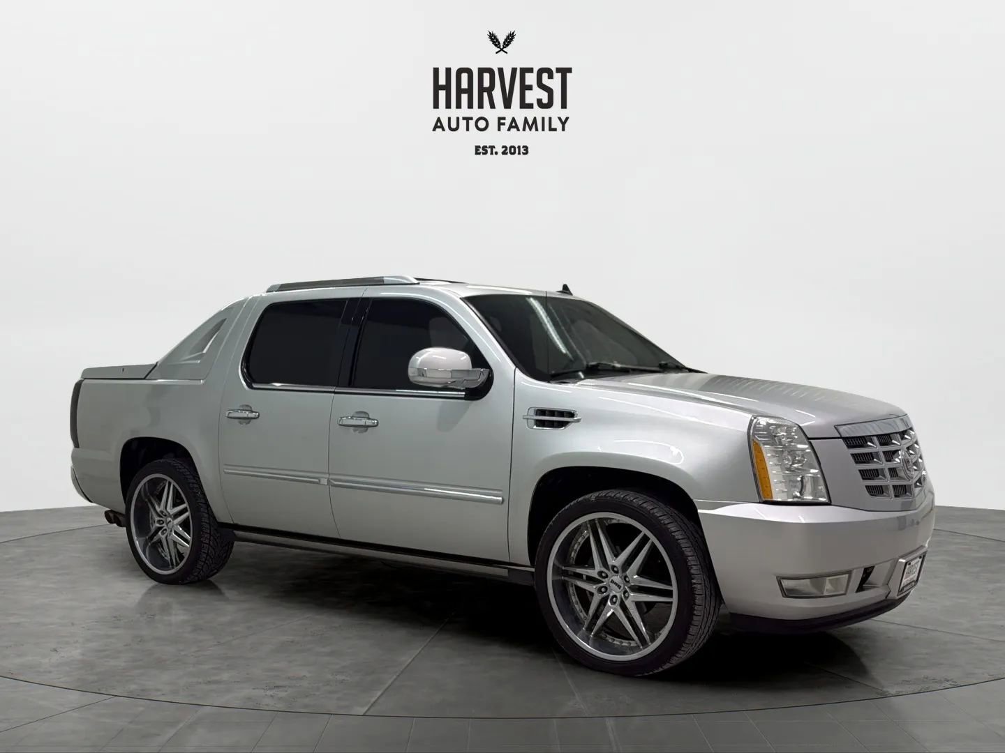 Used 2012 Cadillac Escalade EXT Premium image 9