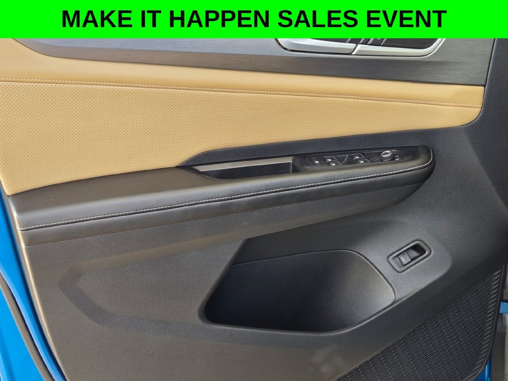 Used 2024 Volkswagen Atlas Cross Sport SE FWD image 11