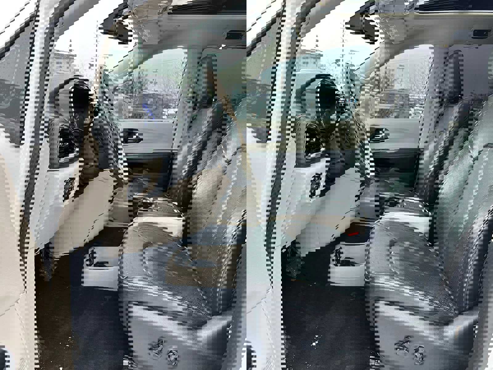 Used 2020 Chrysler Pacifica Limited image 22