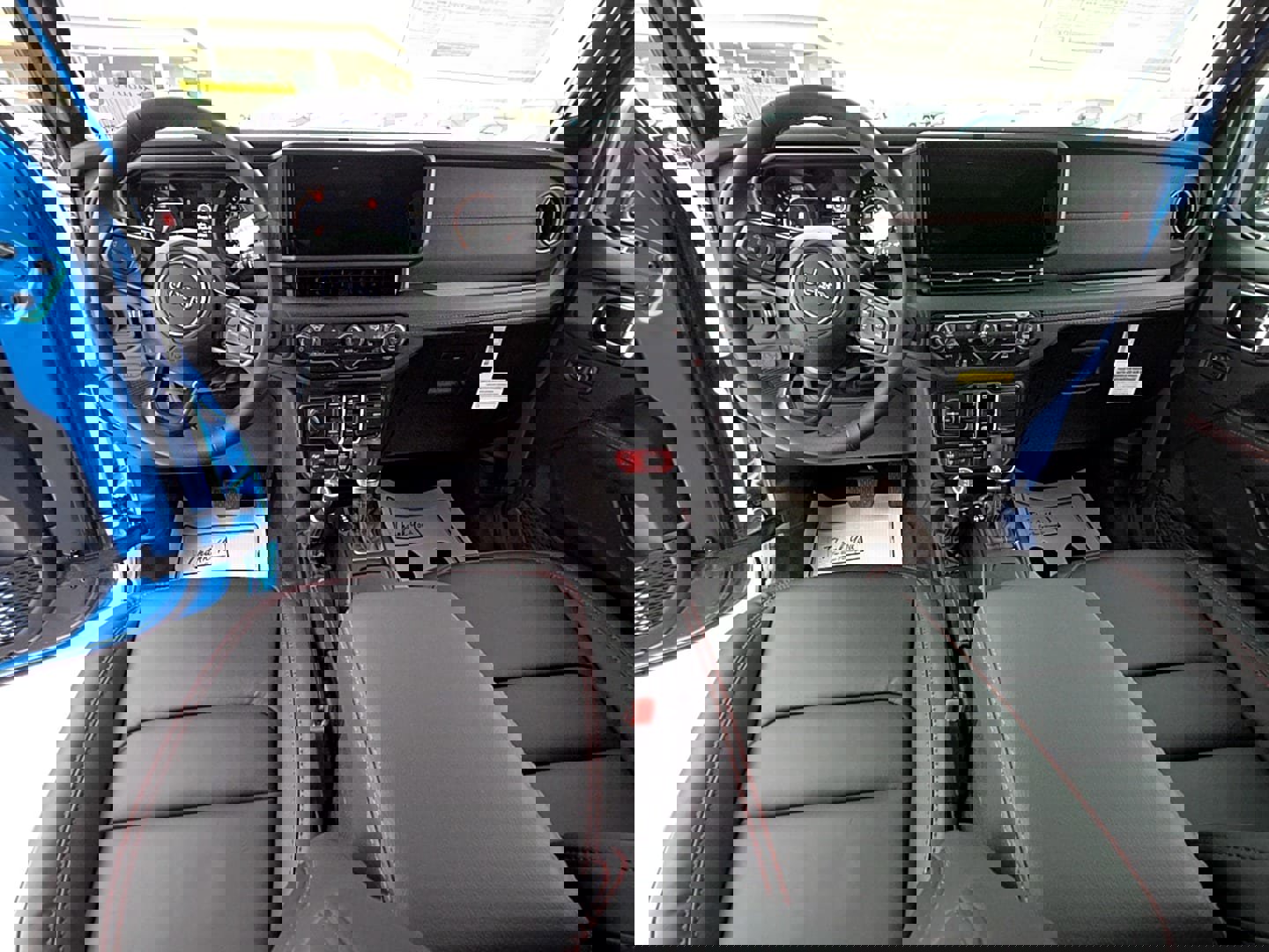 New 2026 Jeep Wrangler Unlimited Rubicon w/ Xtreme 35 Tire Package AWD/4WD image 13