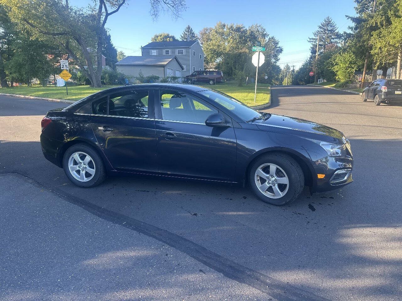 Used 2016 Chevrolet Cruze LT FWD image 5