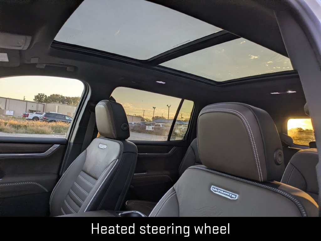New 2027 GMC Acadia Denali Ultimate w/ LPO, Floor Liner Package FWD image 26
