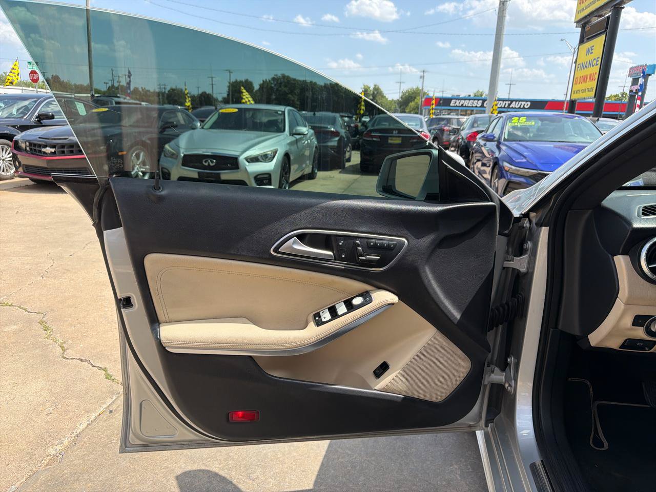 Used 2015 Mercedes-Benz CLA 250 4MATIC image 12