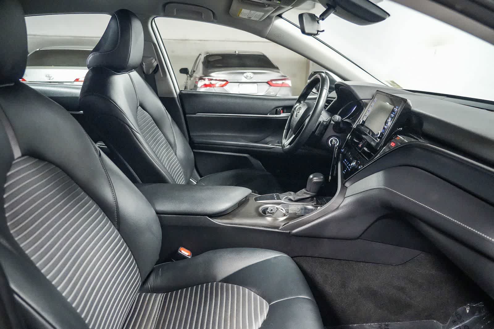 Certified 2024 Toyota Camry SE FWD image 17