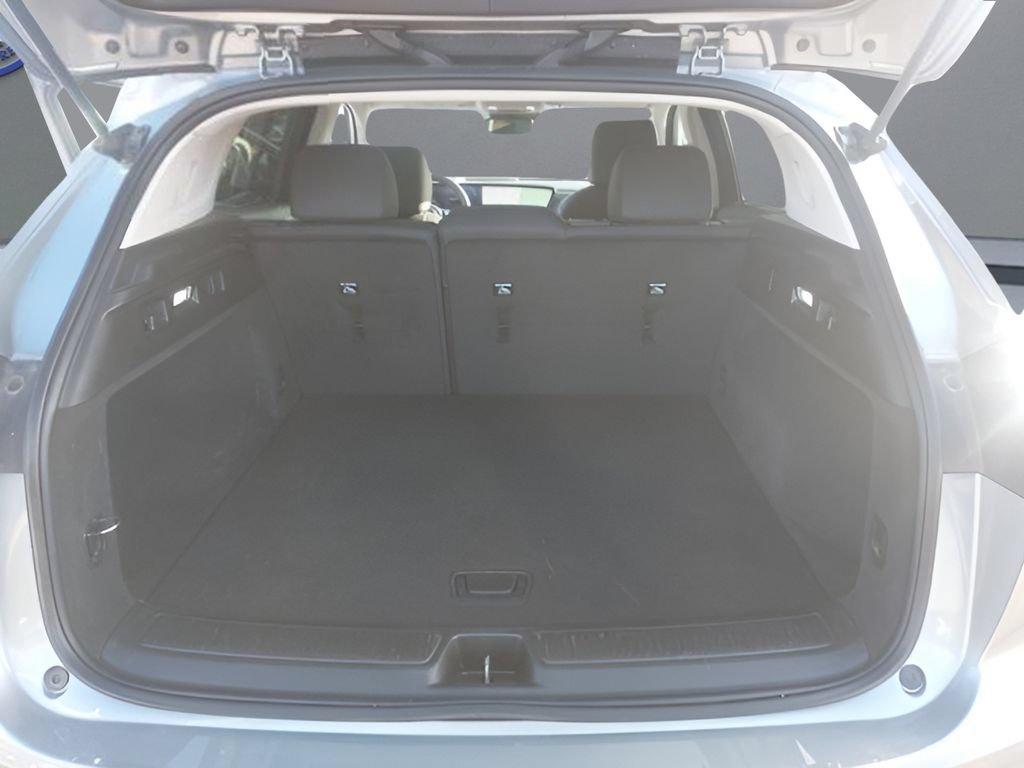 Used 2025 Buick Envision Preferred AWD/4WD image 31