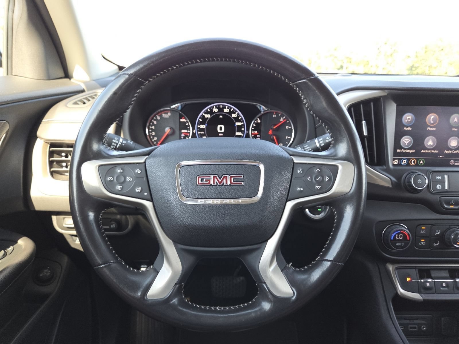 Used 2022 GMC Terrain Denali AWD/4WD image 31